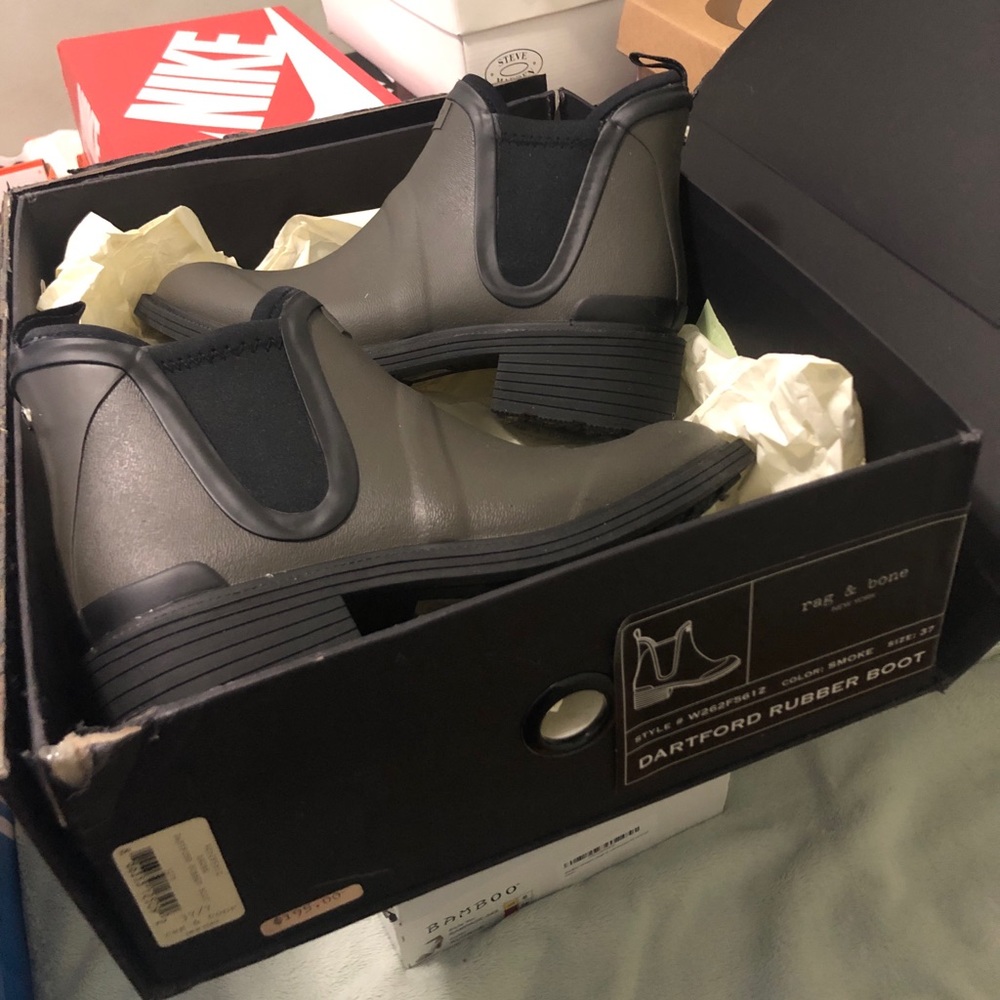 Rag & Bone Women's Army Green Rubber Rain Boot